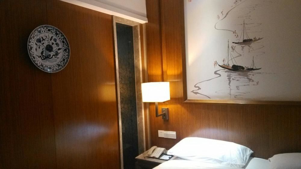 Yannian Lanjing Hotel - Changsha Buitenkant foto
