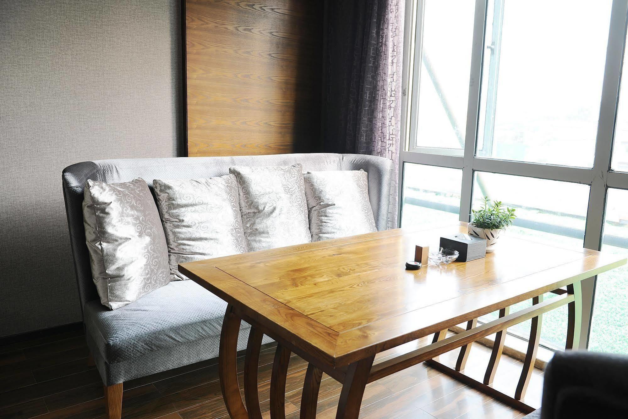 Yannian Lanjing Hotel - Changsha Buitenkant foto
